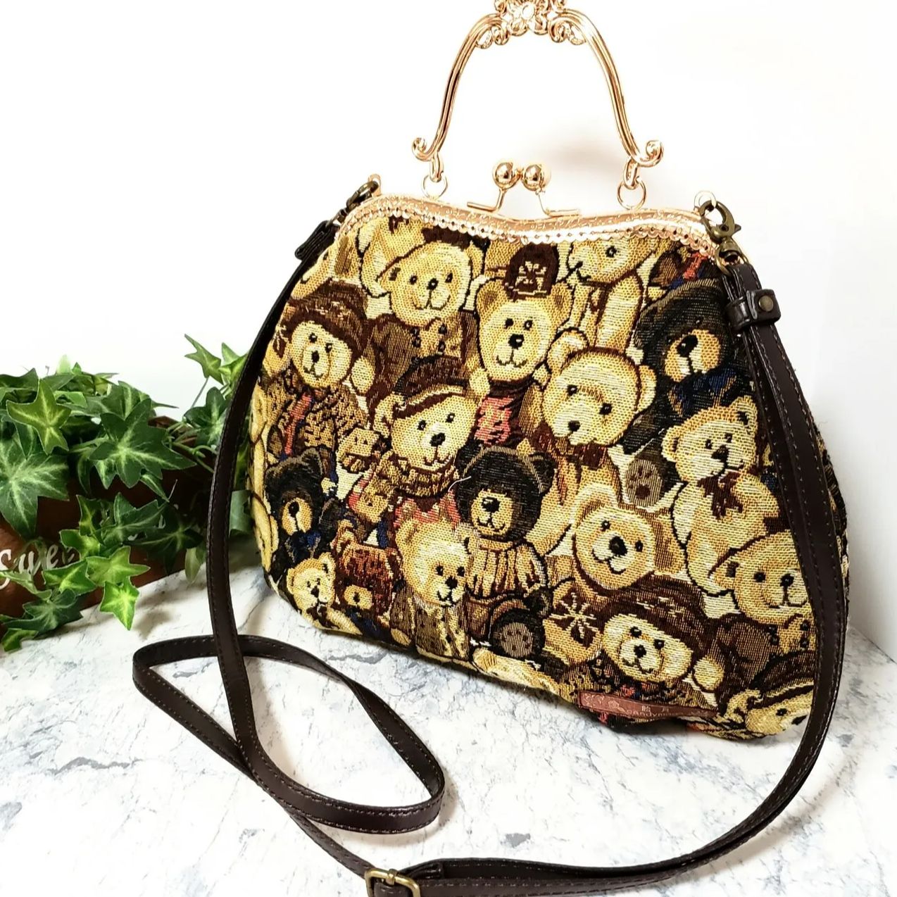 Lost in Vintage Teddy Bear Pet - đánh giá và giá Embroidery Kiss