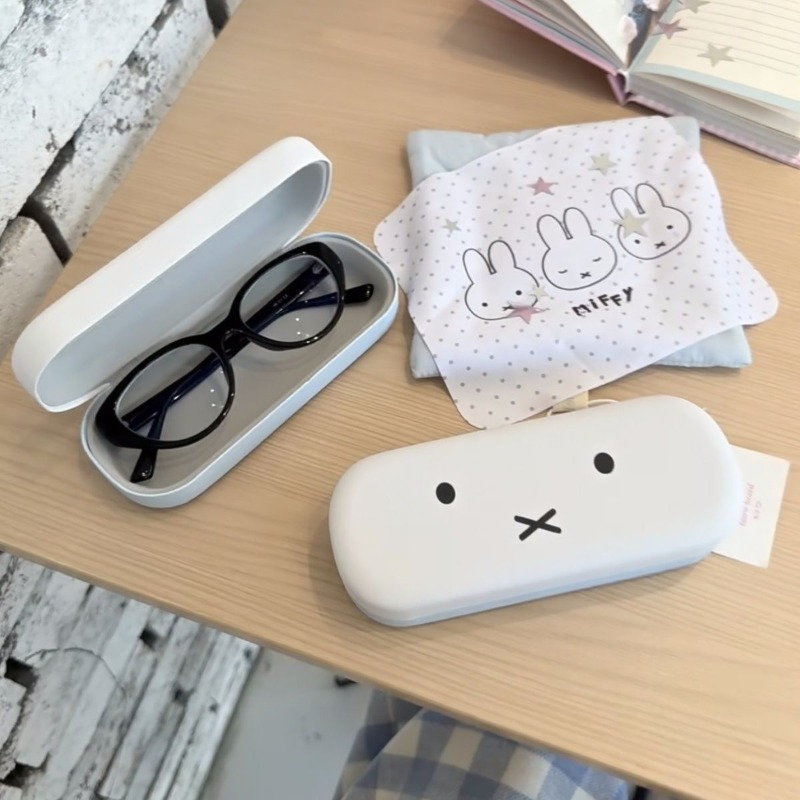 Cartoon Miffy Rabbit Sweet and - đánh giá và giá Embroidery Wallet